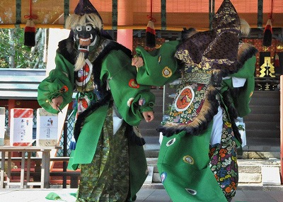 Bugaku at Hikawa shrine